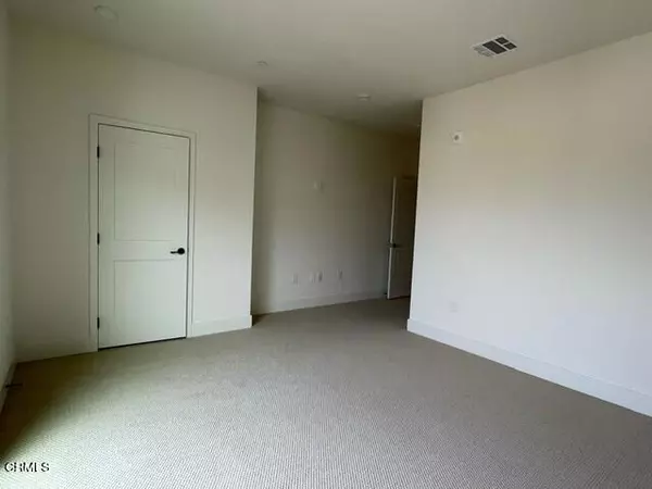 Ventura, CA 93001,44 Coronado Street #205