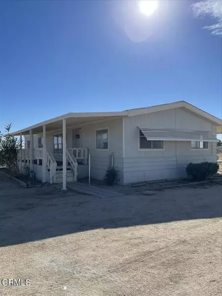 7664 Holiday Avenue, Rosamond, CA 93560