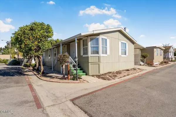 Camarillo, CA 93012,30 Via Paloma #30