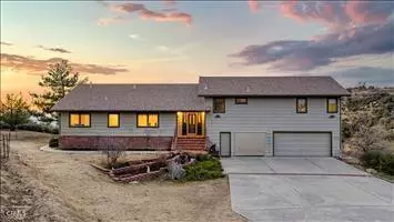 24171 Jacaranda Drive, Tehachapi, CA 93561