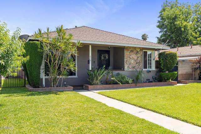 272 E 69th Street, Long Beach, CA 90805