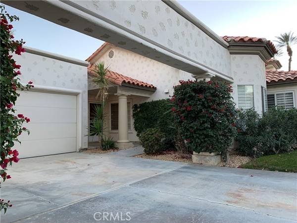 224 Vista Royale Circle, Palm Desert, CA 92211