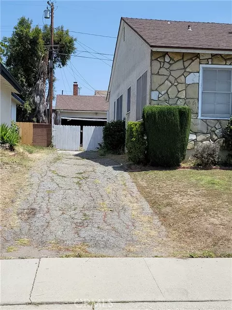 Hawthorne, CA 90250,11624 Daleside Avenue