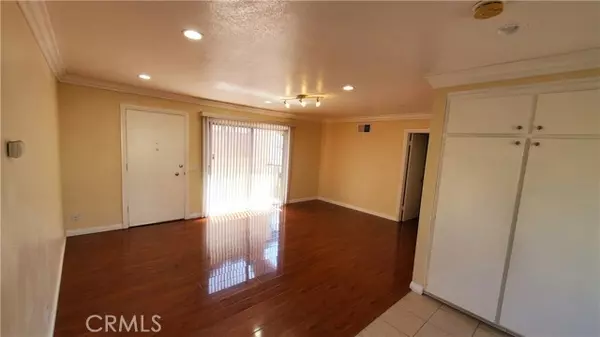 Alhambra, CA 91801,823 S Chapel Avenue #15