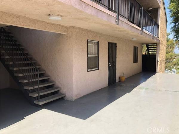 Montebello, CA 90640,1761 Neil Armstrong Street #101