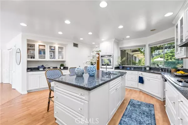 Altadena, CA 91001,2640 Saint James Place