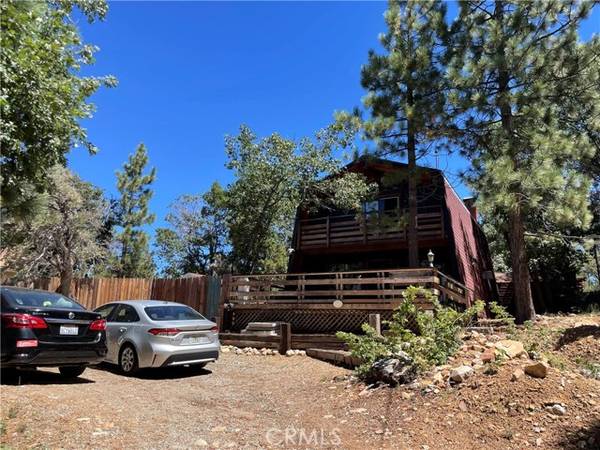 689 Inyo Avenue, Sugarloaf, CA 92386