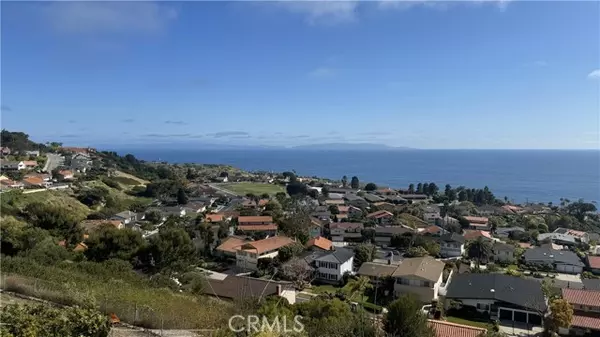 Rancho Palos Verdes, CA 90275,7229 Crest Road