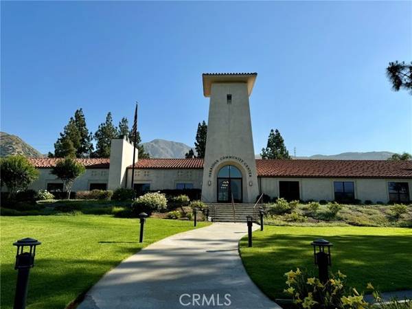 15455 Glenoaks #533, Sylmar, CA 91342