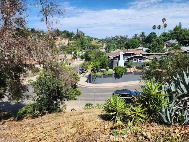 Montecito Heights, CA 90032,3661 McKenzie Ave