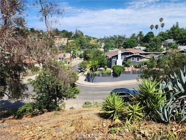 3661 McKenzie Ave, Montecito Heights, CA 90032