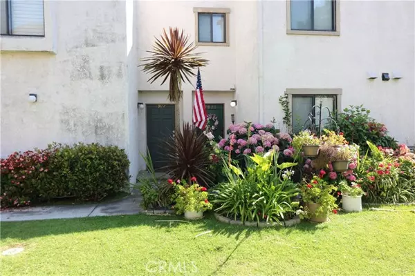 Pico Rivera, CA 90660,7922 Serapis Avenue #12