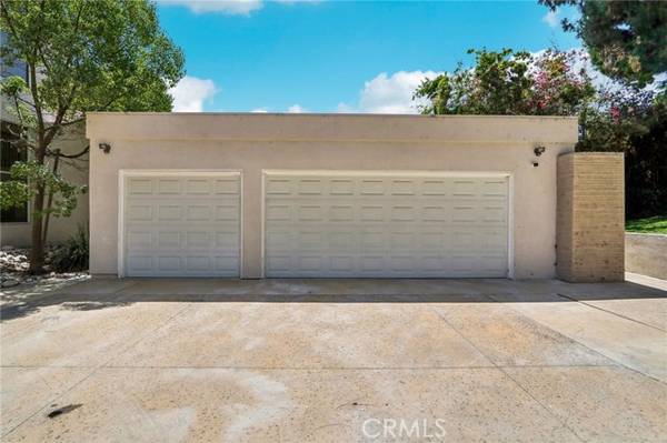 2230 S Los Robles Avenue, San Marino, CA 91108