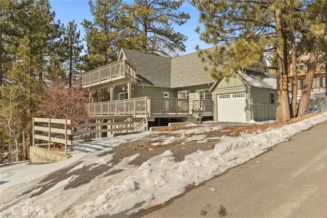 1036 Fawnskin Drive, Fawnskin, CA 92333