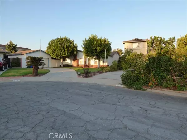 5434 Robinhood Avenue, Temple City, CA 91780