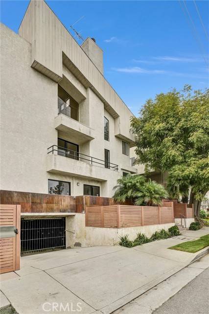 12525 Pacific Avenue #1, Los Angeles, CA 90066