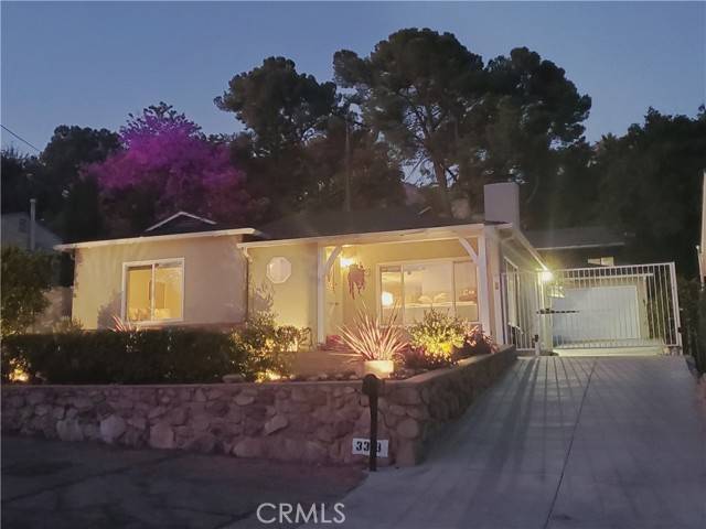 3319 Alabama Street, La Crescenta, CA 91214