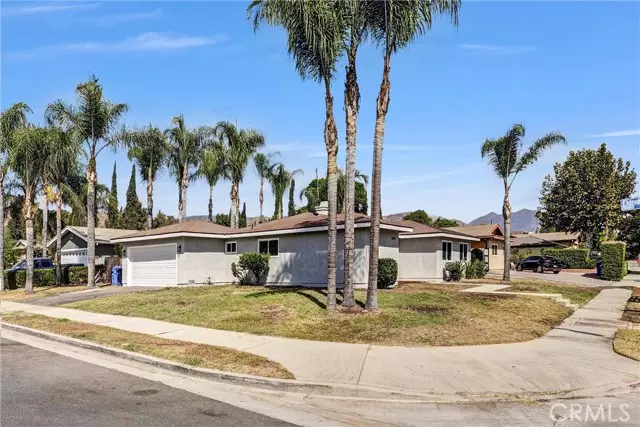 Sylmar, CA 91342,11419 Sunburst Street