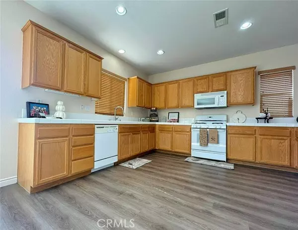 Perris, CA 92571,1011 Whimbrel Way