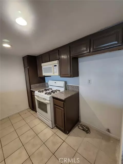 2061 Las Vegas Avenue #8, Pomona, CA 91767