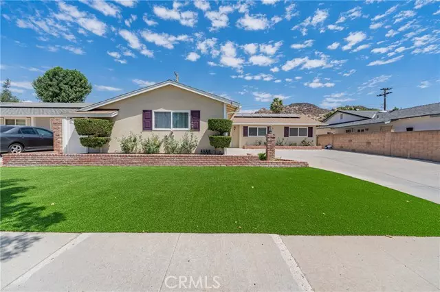 2226 Jonesboro Avenue, Simi Valley, CA 93063