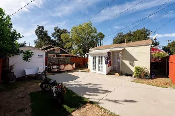 Monrovia, CA 91016,425 E Walnut Avenue