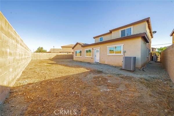 15718 Dianthus Avenue, Fontana, CA 92335