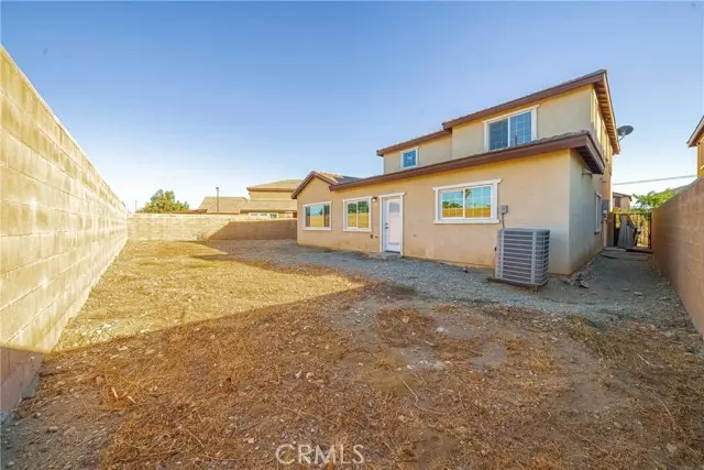 15718 Dianthus Avenue, Fontana, CA 92335