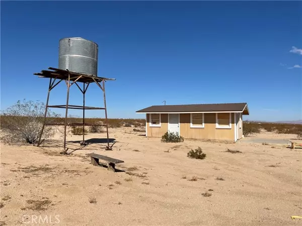 Joshua Tree, CA 92252,1125 Whitaker Lane