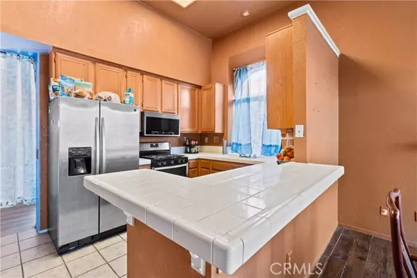 Victorville, CA 92394,15149 Zircon Drive