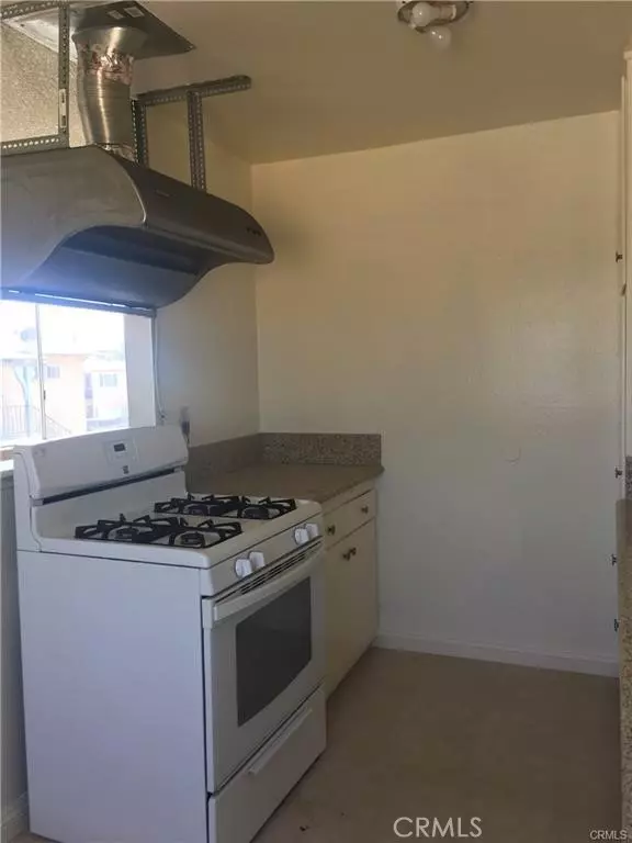 220 vecino, Covina, CA 91723