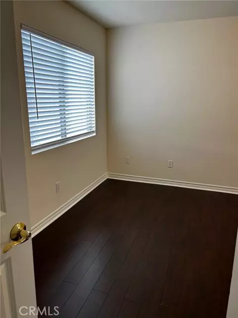 Panorama City, CA 91402,9201 Tobias Avenue #4