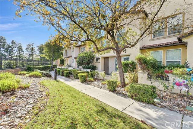 15723 Parkhouse Drive #105, Fontana, CA 92336