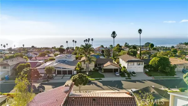 Rancho Palos Verdes, CA 90275,30036 Via Borica