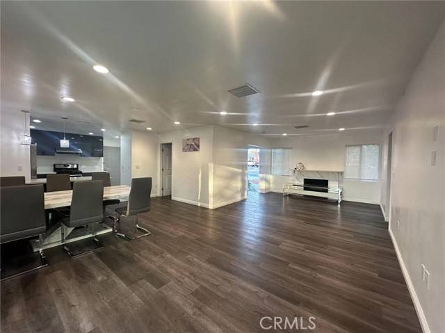 Covina, CA 91722,4523 N De Lay Avenue