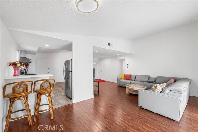El Monte, CA 91733,9811 Brockway Street