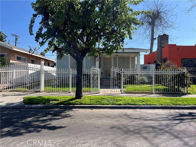 3730 S Wilton Place, Los Angeles, CA 90018