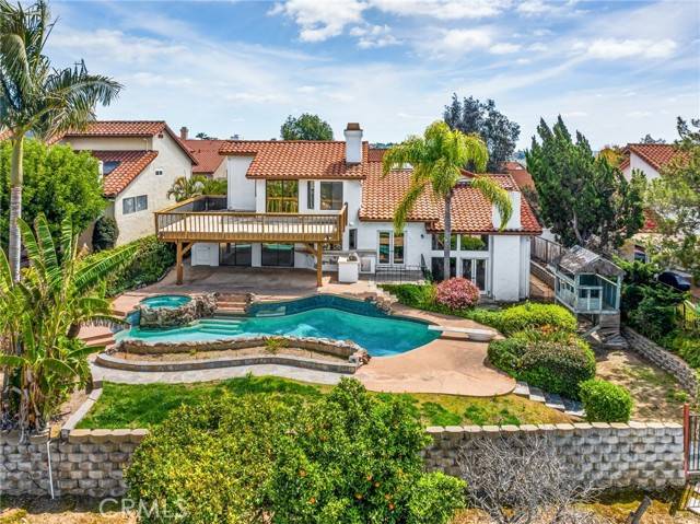 728 Inspiration Lane, Escondido, CA 92025