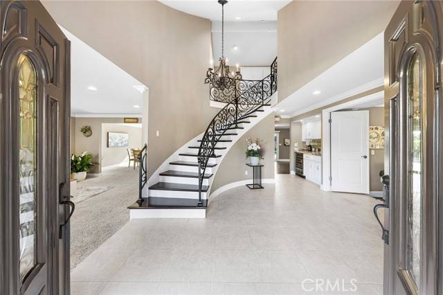 San Dimas, CA 91773,1018 Calle Ortega