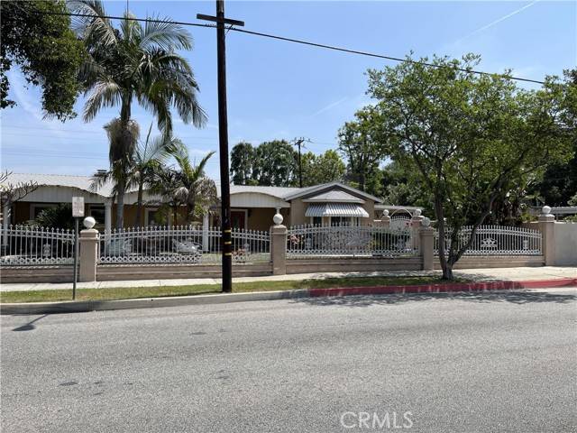 West Covina, CA 91791,640 S Azusa Avenue