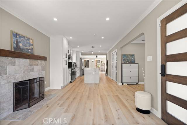Los Angeles, CA 90045,8112 Airlane Avenue