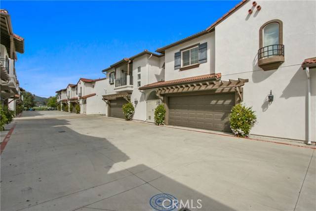 Pomona, CA 91766,1452 S White Avenue #5