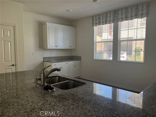 Eastvale, CA 92880,13084 Irisbend Avenue
