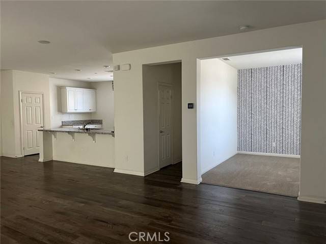 Eastvale, CA 92880,13084 Irisbend Avenue