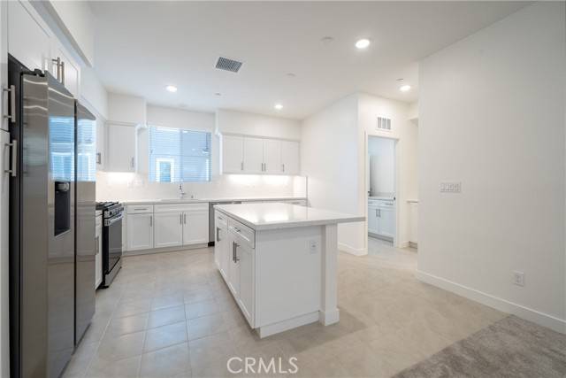 11741 FLORENCE #4, Santa Fe Springs, CA 90670