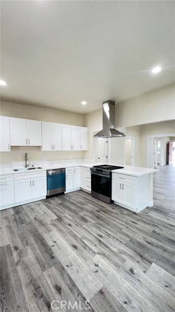 322 W Gage Avenue, Los Angeles, CA 90003