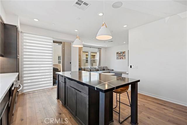 Buena Park, CA 90620,7436 Royal Street