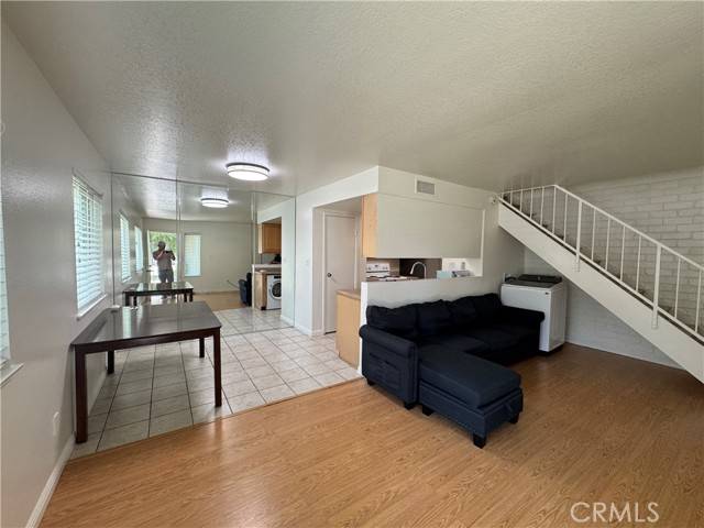 La Verne, CA 91750,2960 Winfield Avenue