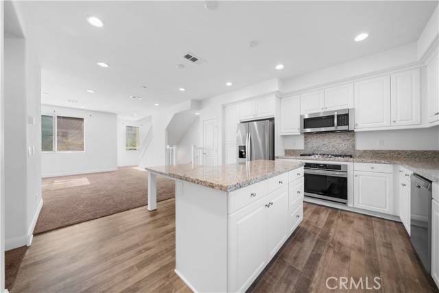 Rancho Cucamonga, CA 91739,7356 Luminaire Place