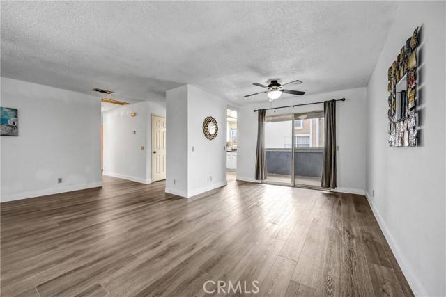 Baldwin Park, CA 91706,13303 Waco Street #32